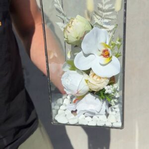 прямокутник з квітами білого кольору з орхідеєю купити
